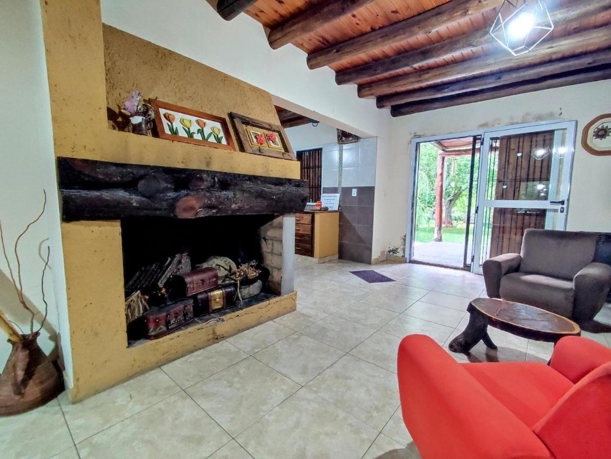 Casa De Campo De Piedra Tunuyán Eksteriør bilde